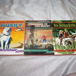 Vintage book bundle of 3 1942  Strangers in the desert, husky, star span (b.j.)